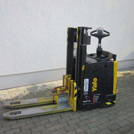 Yale MP20XD használt elektromos raklapszállító